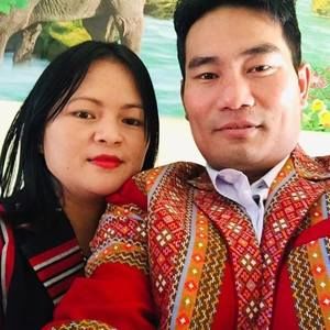 Meet your Posher, Sung